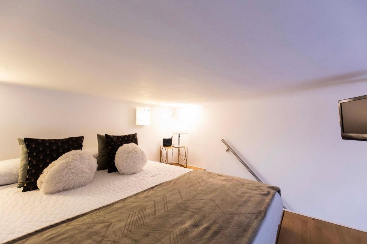 ミラノDuomo Apartamentアパートメント エクステリア 写真
